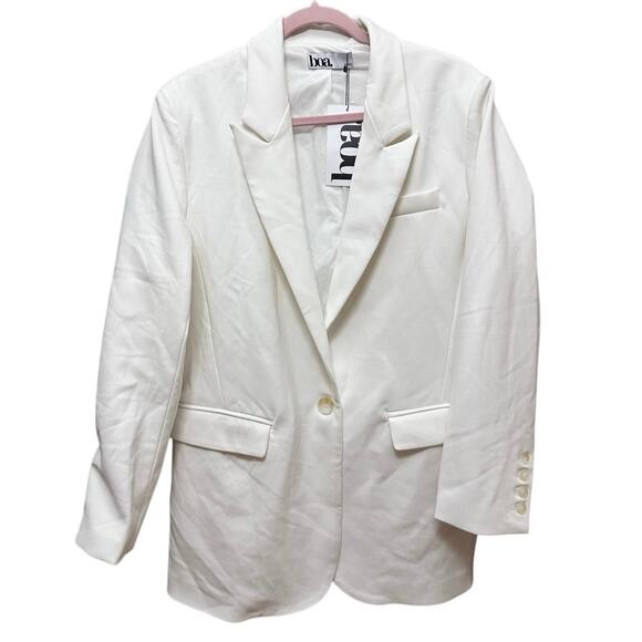BOA Because Of Alice Boyfriend Blazer Size Medium Ivory White Oversized - Picture 4 of 13
